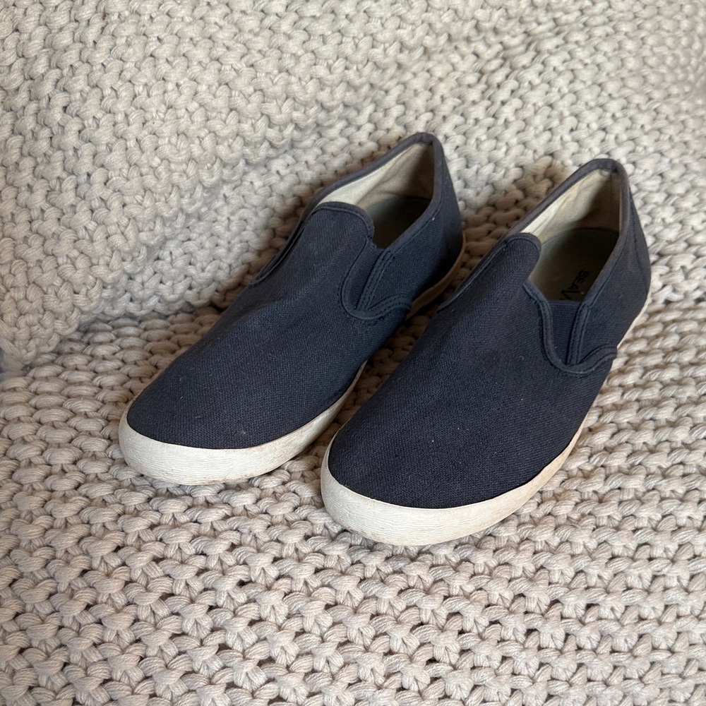 SeaVees Dark Blue Slip-On Shoes Baja Classic